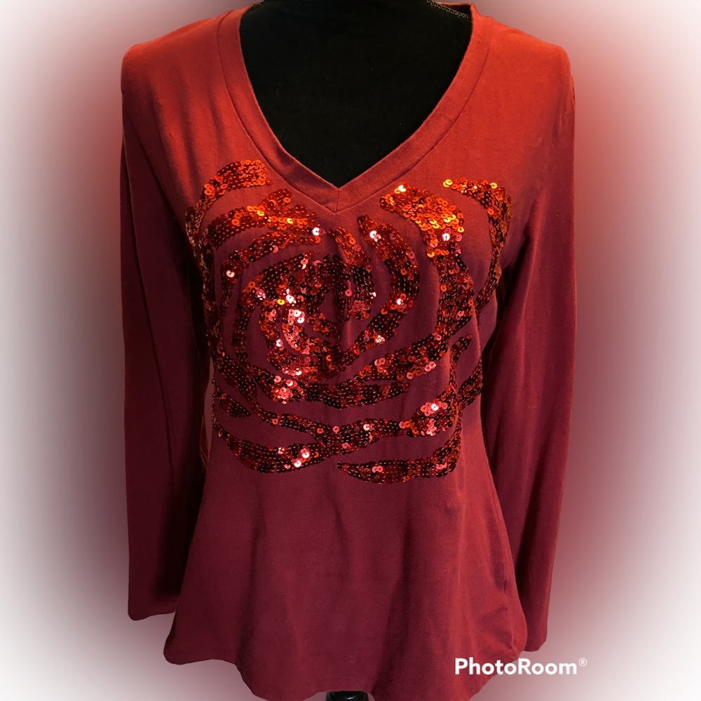 🎉2/25$Rio Sud sequinned rose top♥️